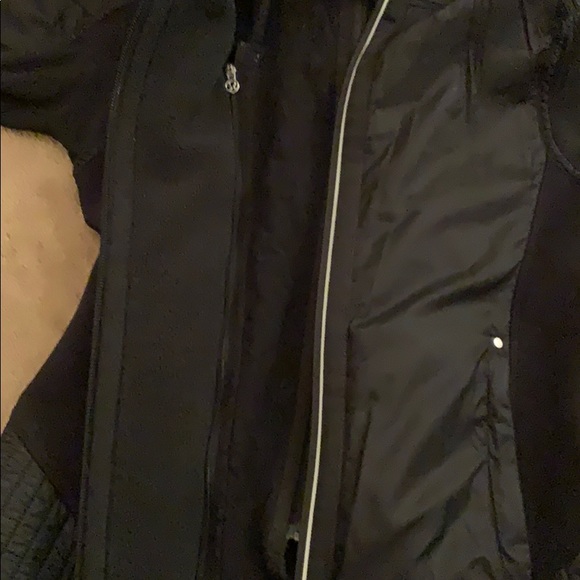 Lululemon black jacket - Picture 3 of 5